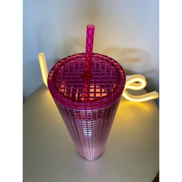 NWT Starbucks Bubble Gum Pink Iridescent Grid Tumbler.  Venti 24oz Cold Cup. - Picture 4 of 4